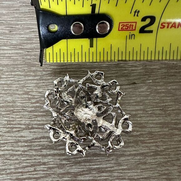 Vintage Silver Ribbon Blue Crystal Brooch Pin - Picture 3 of 3